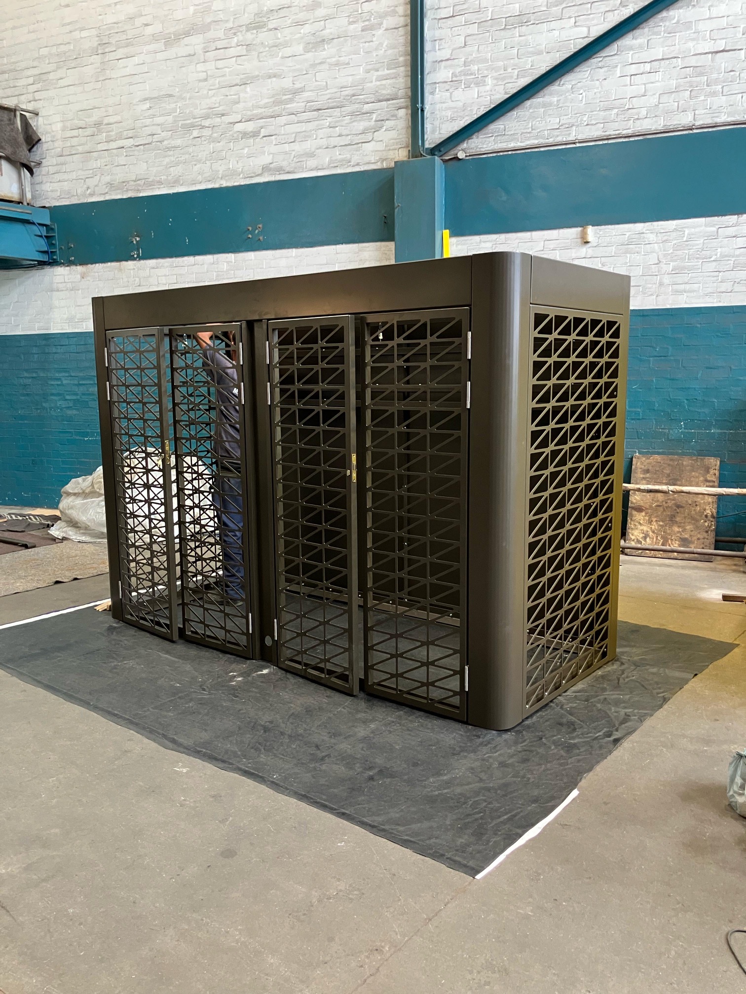 Custom gas bottle storage cage (powder-coated steel)