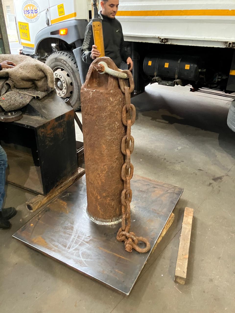 Dredging anchors
